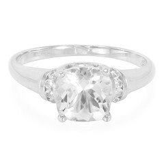 Zilveren ring met een gosheniet