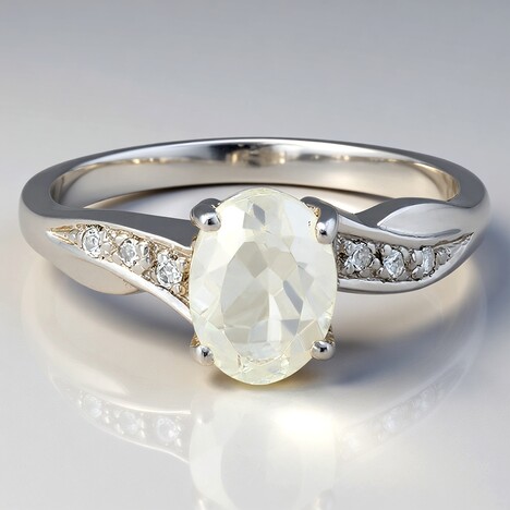 Anello in argento con Ortoclasio