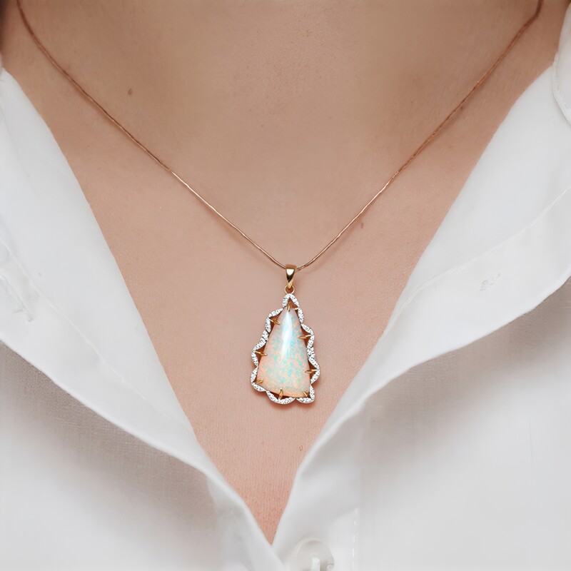 Mintabie-Opal-Goldanhänger (AMAYANI)
