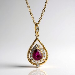 Collana in oro con Rubino Mozambico AAA