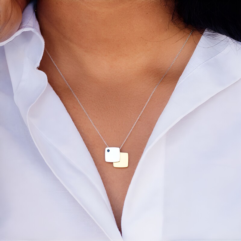 Zilveren hanger met een blauwe saffier (MONOSONO COLLECTION)