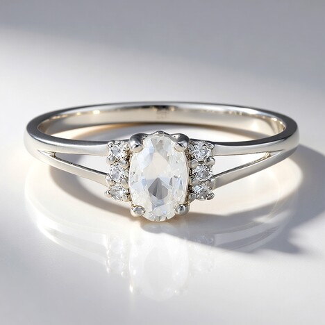 Anello in argento con Zircone