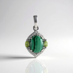 Ciondolo in argento con Malachite