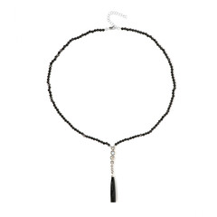 Zilveren halsketting met een zwarte spinel (KM by Juwelo)