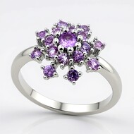 Anillo en plata con Zafiro púrpura de Ceilán