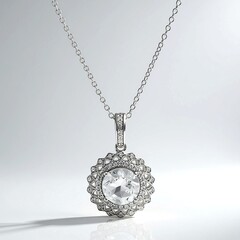 Collana in argento con Topazio Bianco