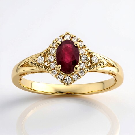 Anello in oro con Rubino Mozambico AAA