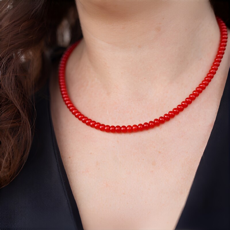 Collier en argent et Quartz rouge