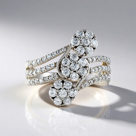 Anello in argento con Zircone