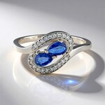Anello in argento con Cianite del Nepal