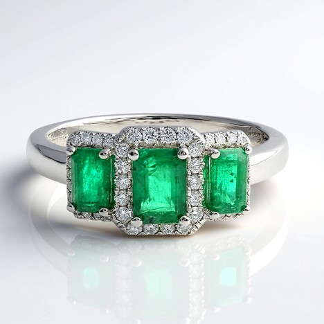 Anello in oro con Smeraldo Zambia AAA