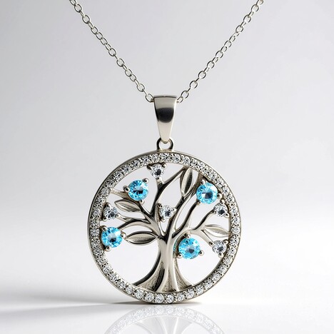 Collana in argento con Topazio Blu Svizzero
