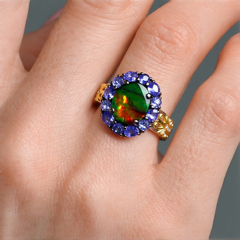 Anello in argento con Ammolite (Gems en Vogue)