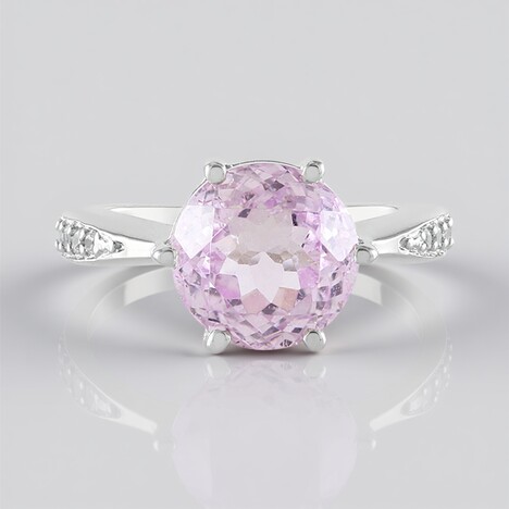 Anello in argento con Kunzite