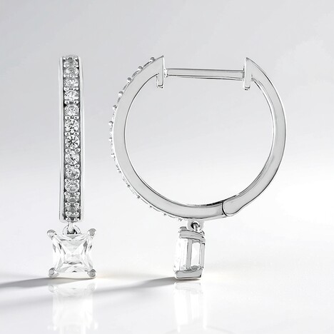 Orecchini in argento con Zircone