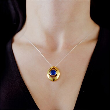 Pendentif en argent et Saphir étoilé bleu (MONOSONO COLLECTION)