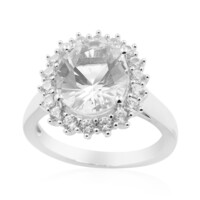 Zilveren ring met een danburiet