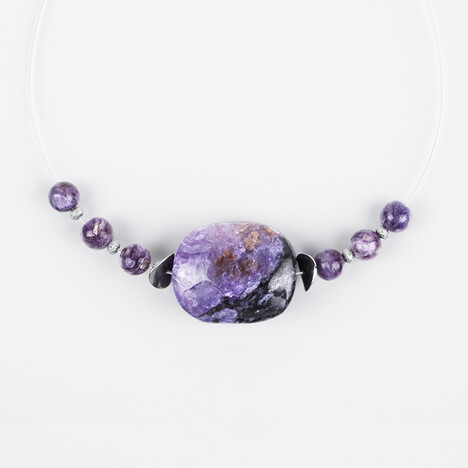 Collana in argento con Charoite
