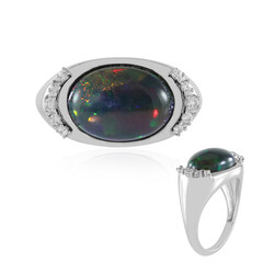 Zilveren ring met een Mezezo opaal