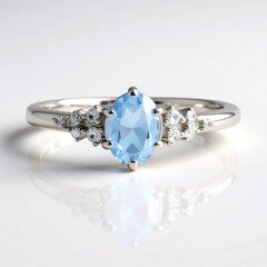 Bague en argent et Aigue-marine du Brésil