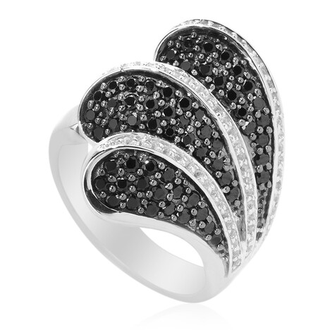 Anello in argento con Spinello Nero