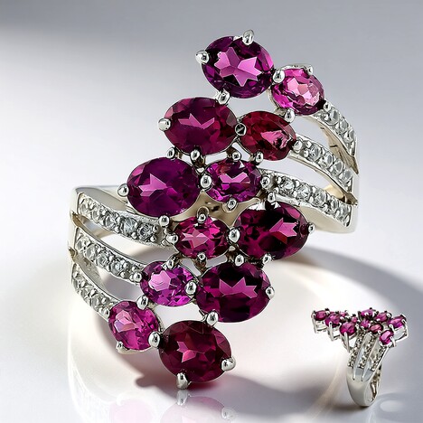 Anello in argento con Rodolite