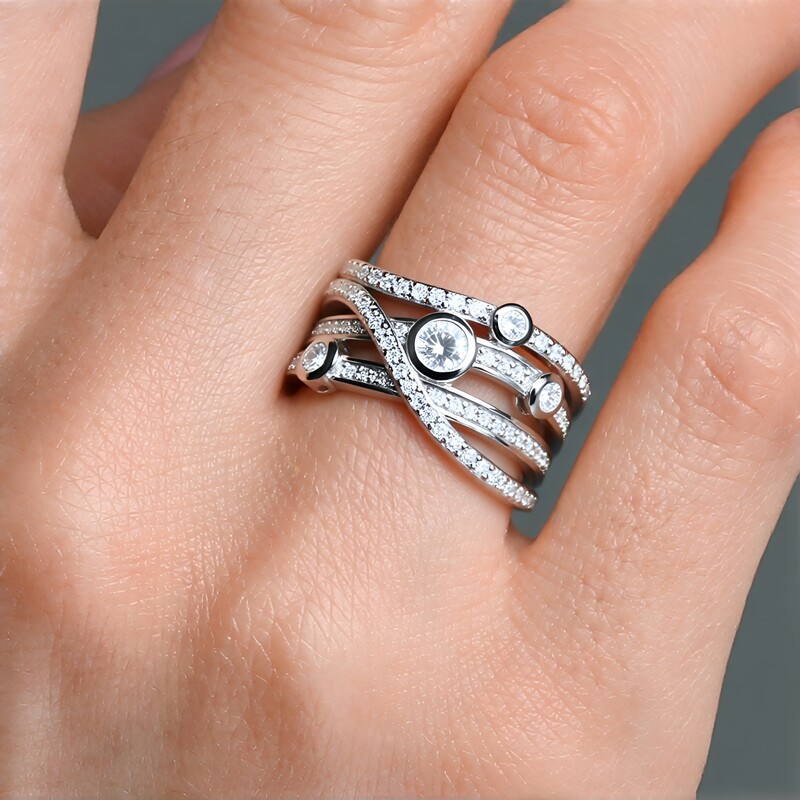 Anillo en plata con Zircón