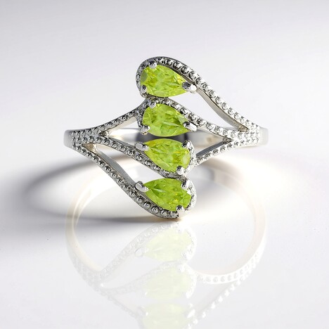Anello in argento con Sfene