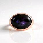 Anello in argento con Labradorite Porpora Maniry (KM by Juwelo)