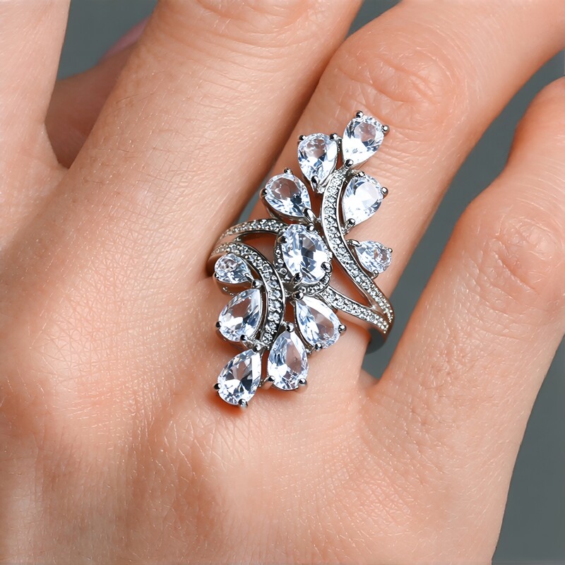 Anillo en plata con Topacio blanco