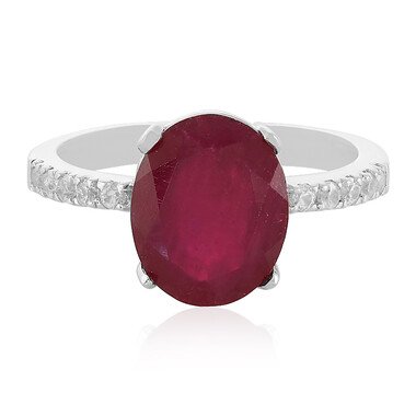 Anello in argento con Rubino del Madagascar