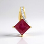 Ciondolo in argento con Zaffiro Rosa del Madagascar