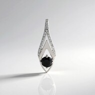 Ciondolo in argento con Diamante Nero (de Melo Essence)