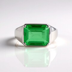 Anello in argento con Quarzo Verde Smeraldo