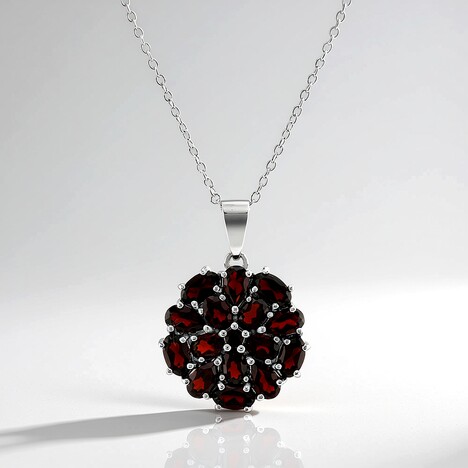 Collana in argento con Granato
