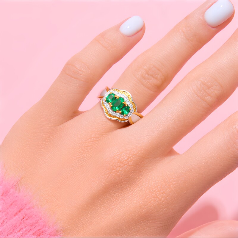 Zilveren ring met een Zambia-smaragd (Gems en Vogue)