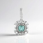 Pendentif en argent et Émeraude de couleur Paraiba