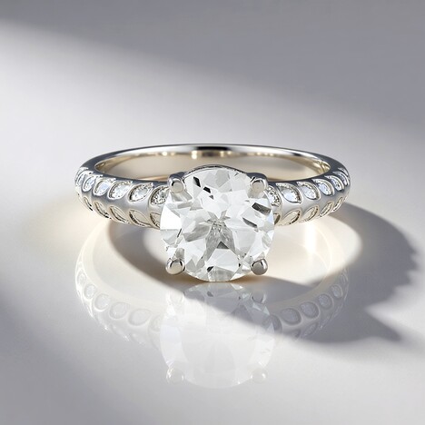 Anello in argento con Topazio Bianco
