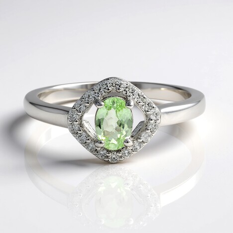 Anello in argento con Tsavorite della Tanzania