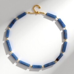 Collar en plata con Angelita azul