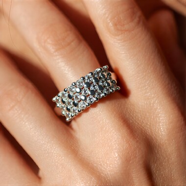 Anillo en plata con Topacio blanco