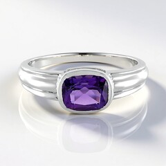 Anello in argento con Ametista Siberiana