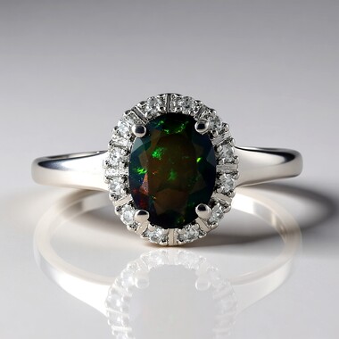 Anello in argento con Opale Mezezo