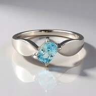 Anello in argento con Zircone Ratanakiri