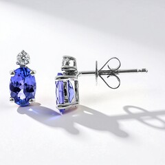 Orecchini in oro con Tanzanite AAA