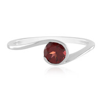 Anello in argento con Granato Mozambico