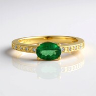 Anello in argento con Apatite Verde
