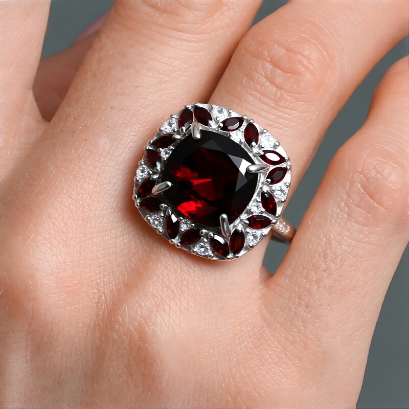 Indischer Granat-Silberring