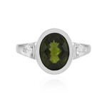 Zilveren ring met een vesuvianiet