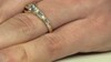 Gouden ring met een zirkoon (de Melo Gold)
